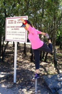 Natarajasana on a pole in Nimes.